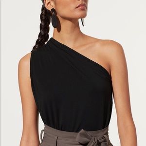 EUC Babaton Aritzia Taddeo Tank